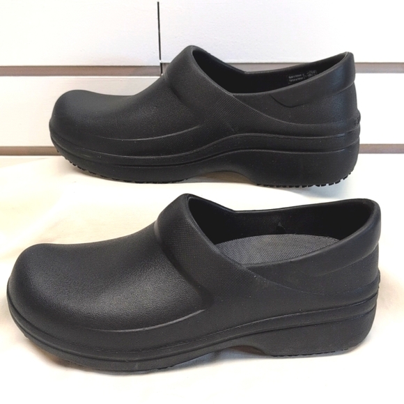 Crocs Women's Neria Pro Work Black Clog Size 7 - Picture 5 of 8